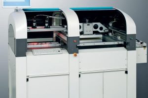 Batch printer with shuttle system