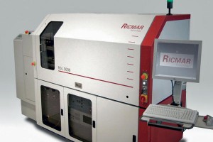 Precise cutting of thin foils Mag. Peter Unterwaditzer, Ricmar Technology GmbH, Kramsach, Austria