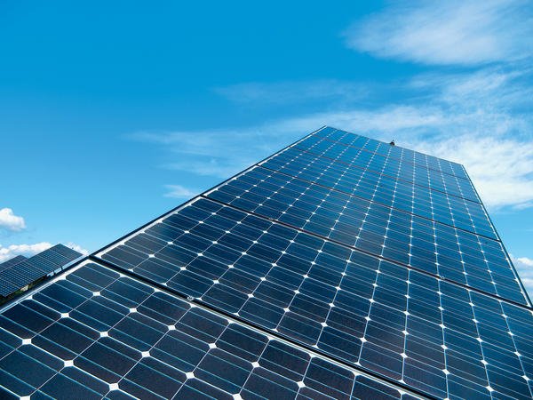 The U.S. drifts toward rooftop solar