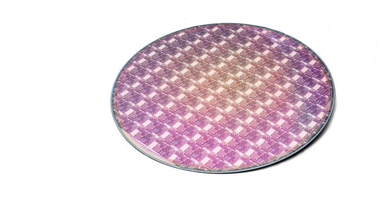 SiN waveguide technology co-integrated with active silicon photonics platform