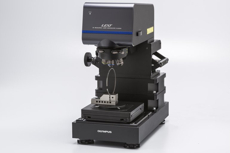Receiving reliable data quickly with confocal microscope
