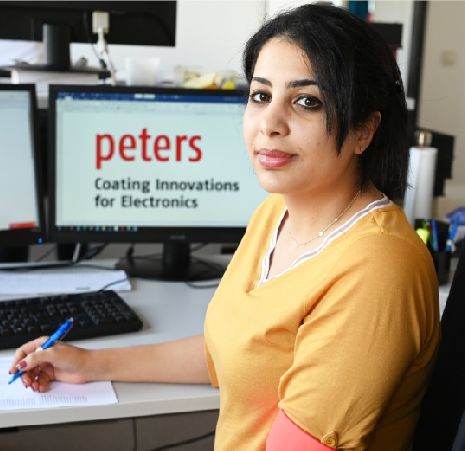 Baraa Al-Jumaili takes part in the Peters apprenticeship program
