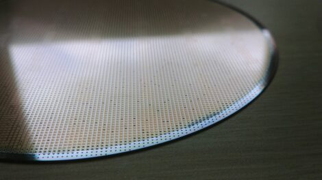 Global silicon wafer shipments rise in Q2 2023
